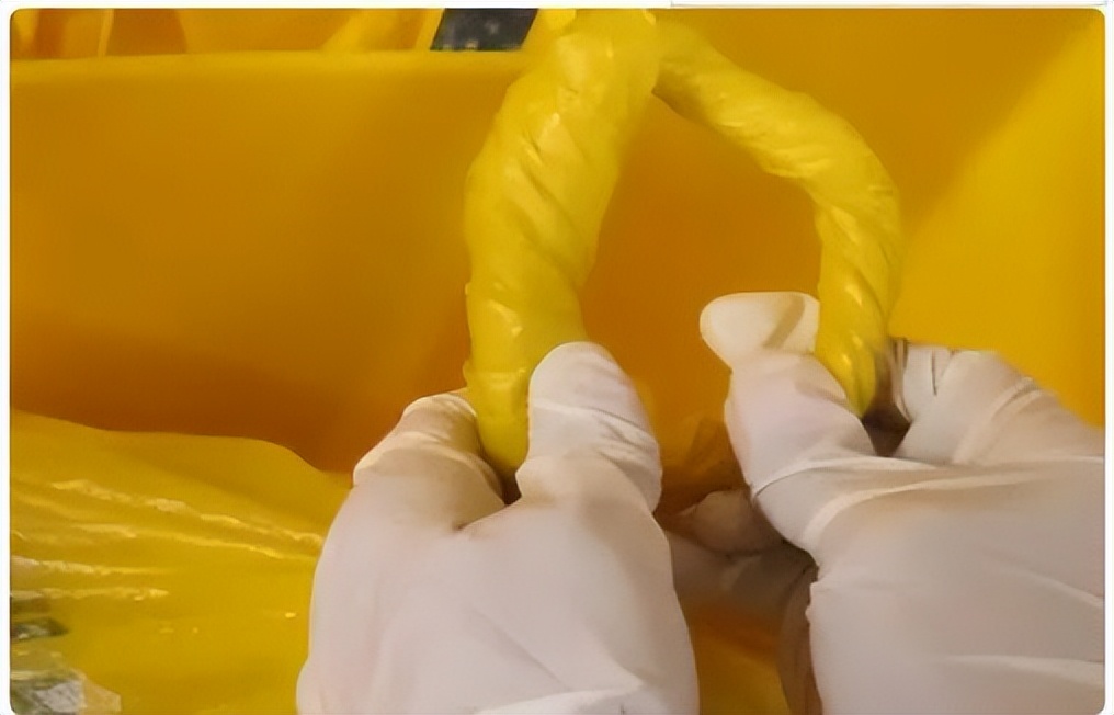 感冒病毒在牙刷上存活多久,阳过之后衣服上有病毒存活吗