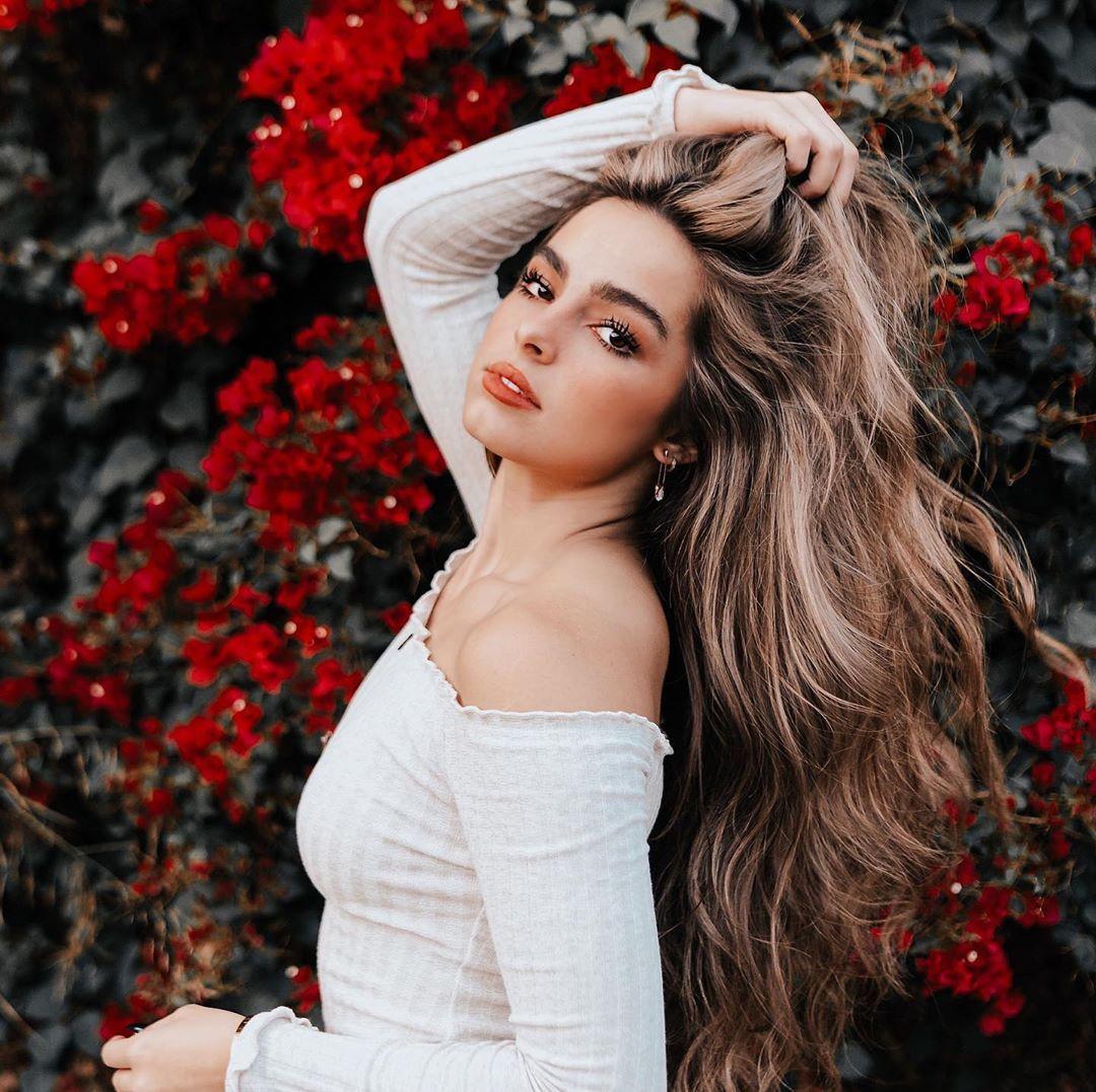 国际网红tiktok,女网红穿越到古代竟逆袭成皇后