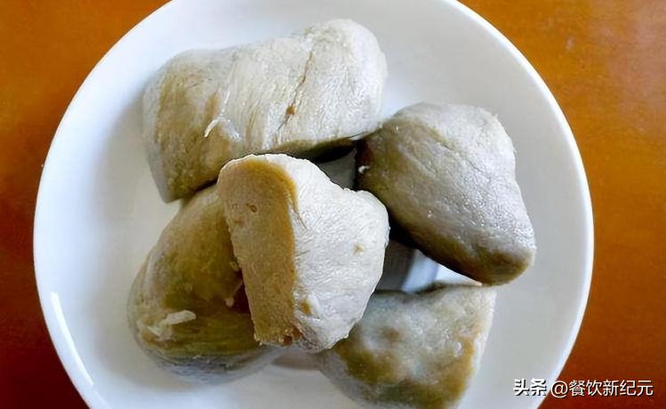 四大难吃的小吃螺蛳粉,顶级美食螺蛳粉为什么会那么臭