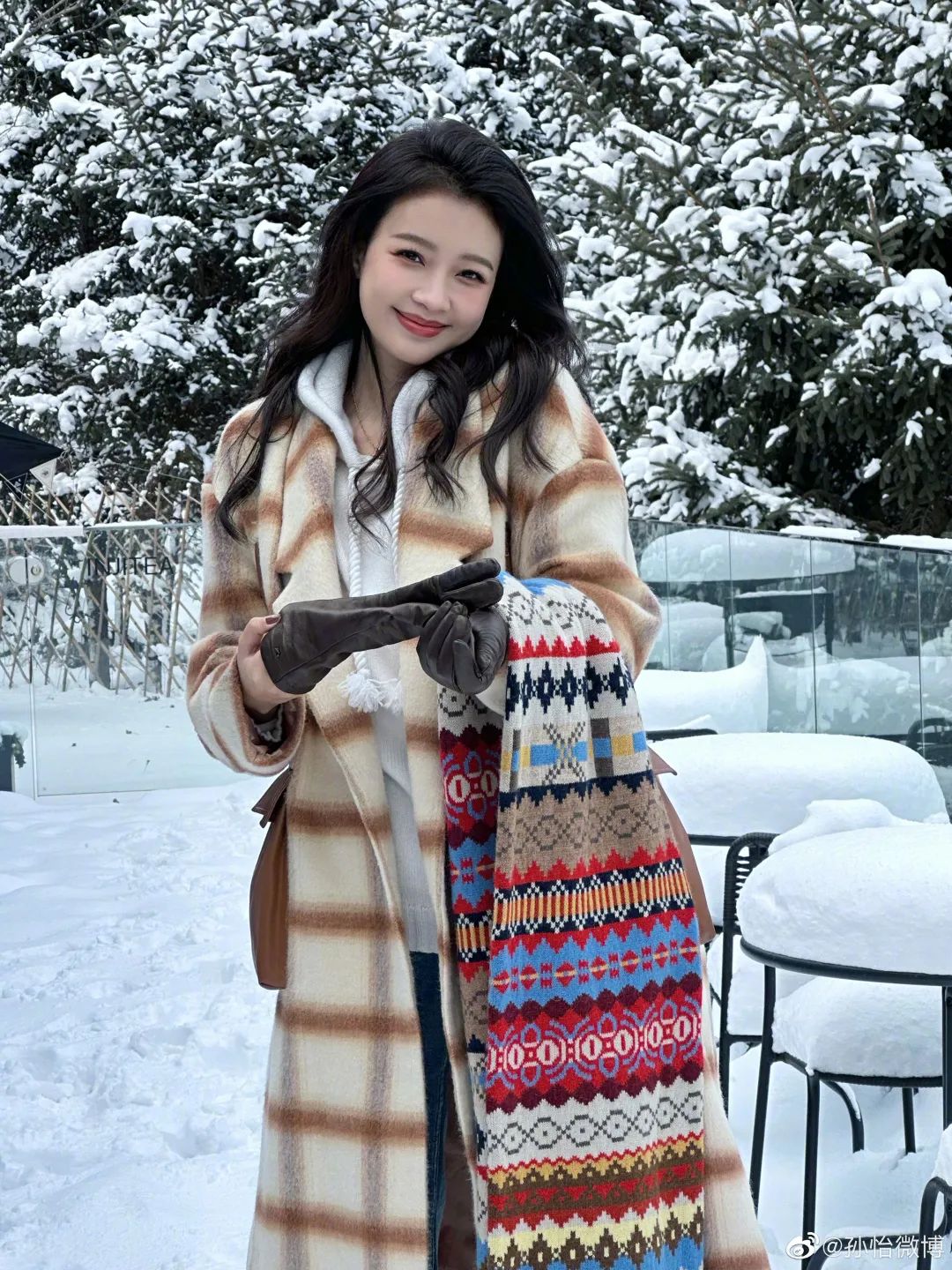 大衣围巾冬天最慵懒时髦的组合,大衣围巾入冬王炸组合