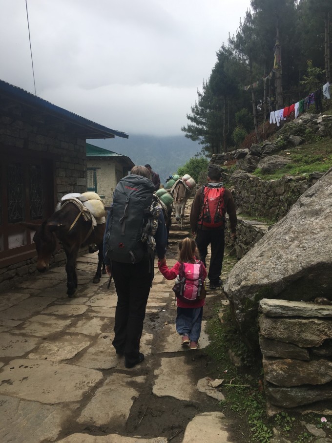 想去登珠峰感受什么,攒钱去旅行到底值不值