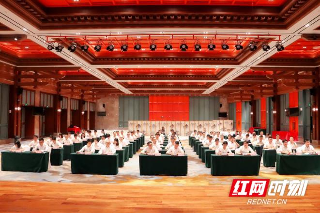 瑙傚療鍒扮殑鍒涙柊鍒涗笟鍟嗘満,婀栧崡鏃呮父鍙戝睍鍏徃绠＄悊