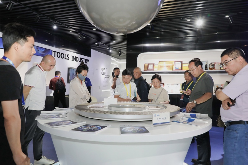 “硬核”产业看河南：郑州高新区打造国际钻石城柘城超硬材料年营收破200亿