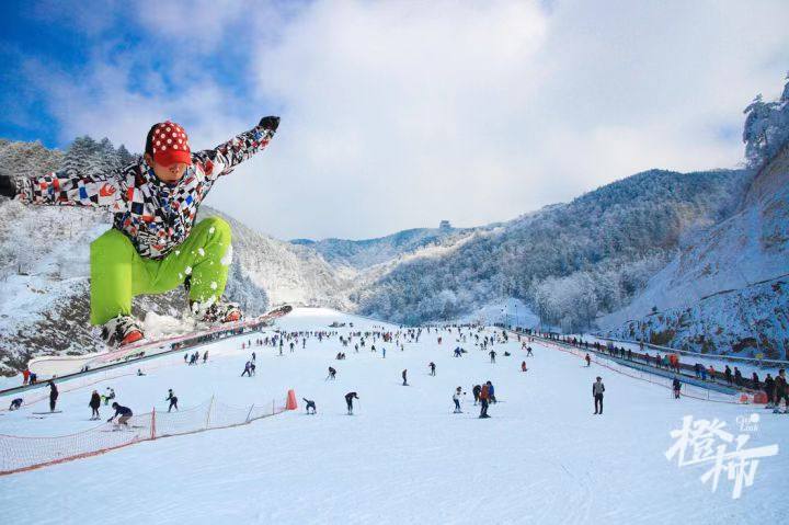 200名“尔滨”教练空降临安带滑雪，吃天目暖锅、泡湍口温泉……