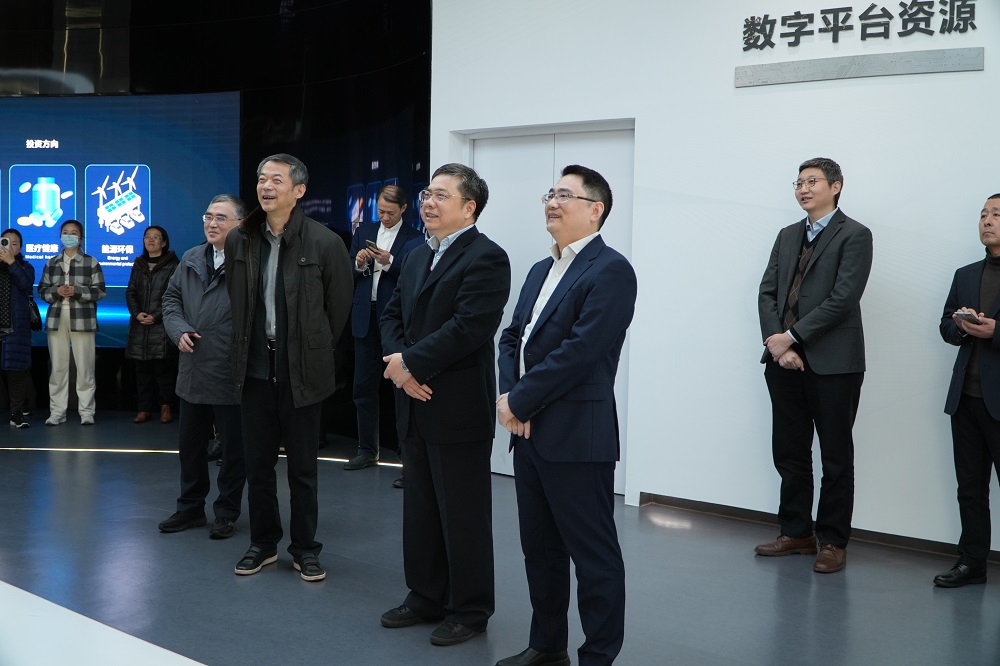 推动上海信息产业高质量发展，上海市政协副主席肖贵玉赴上海信投公司走访调研