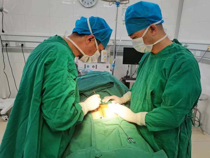 肛周疼会是梅毒吗,肛周脓肿挂线皮筋脱落时疼痛难忍