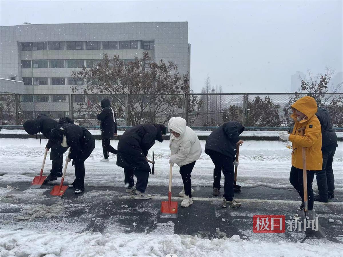 风雪中的“汉口银行温度”：全力以赴保畅通，金融服务不断档