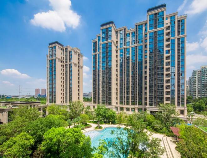 稳健发展李嘉诚,稳健发展持续创新