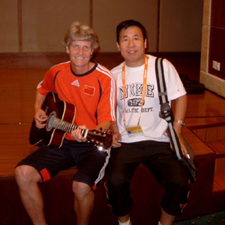 多曼斯基执教中国女足,往事如烟女兵正步走