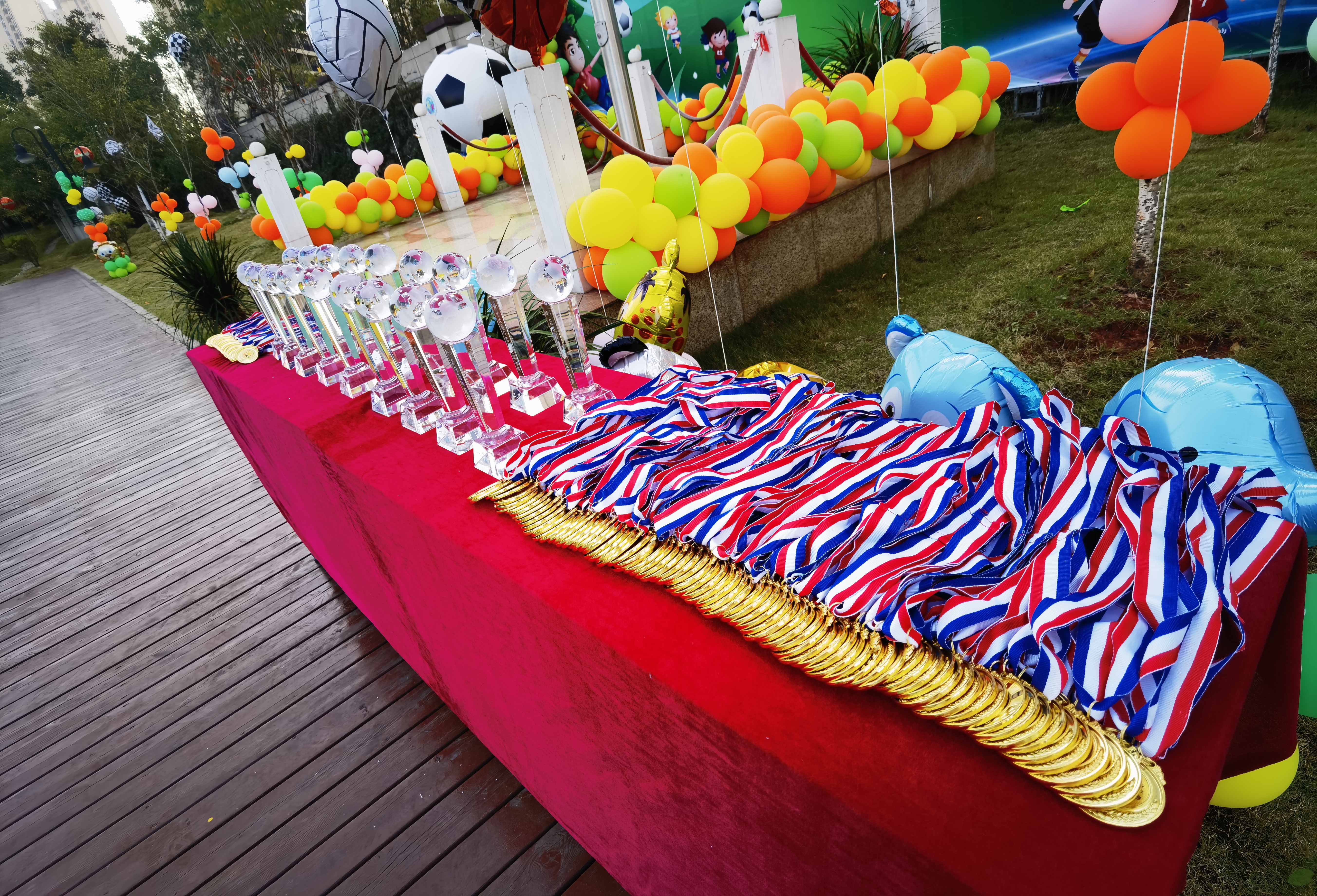 幼儿园2021秋季运动会活动报道,运动悦童心健康助成长