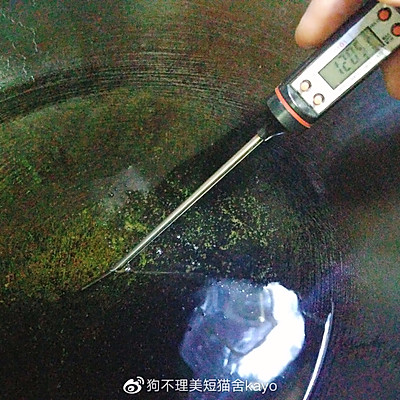 炸猪排怎么做酥脆好吃又简单,怎么炸猪排又酥又好吃