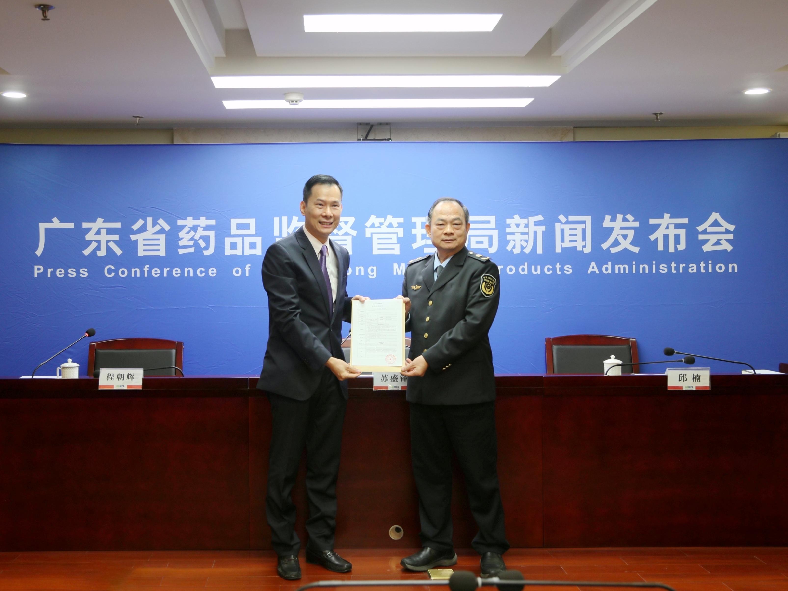 活络油一般药店有卖的吗,活络油药品推荐