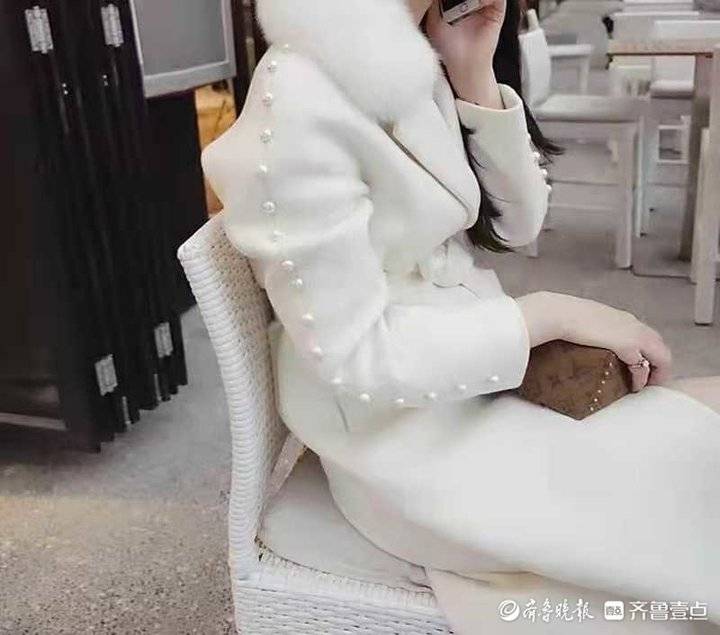 千元羽绒服被洗衣店洗坏,上千元的羽绒服能用洗衣机洗吗