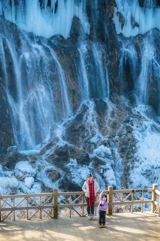 冬日九寨童话世界,九寨沟翠海蓝冰