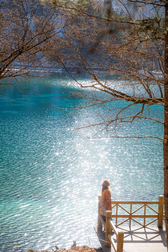 冬日梦幻童话九寨沟12月出发,九寨沟翠海蓝冰