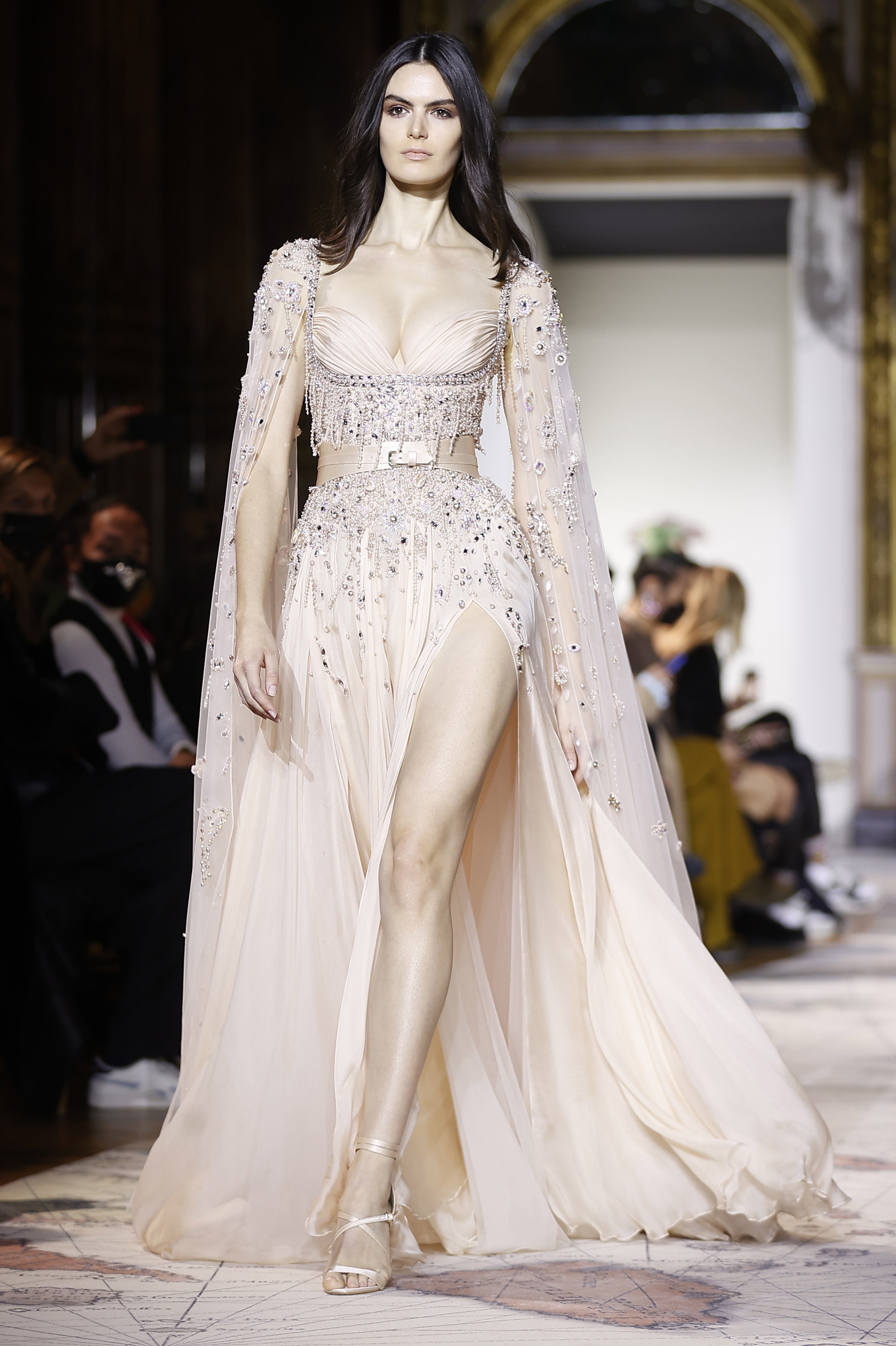 巴黎时装周2024高定,巴黎时装周2022高定