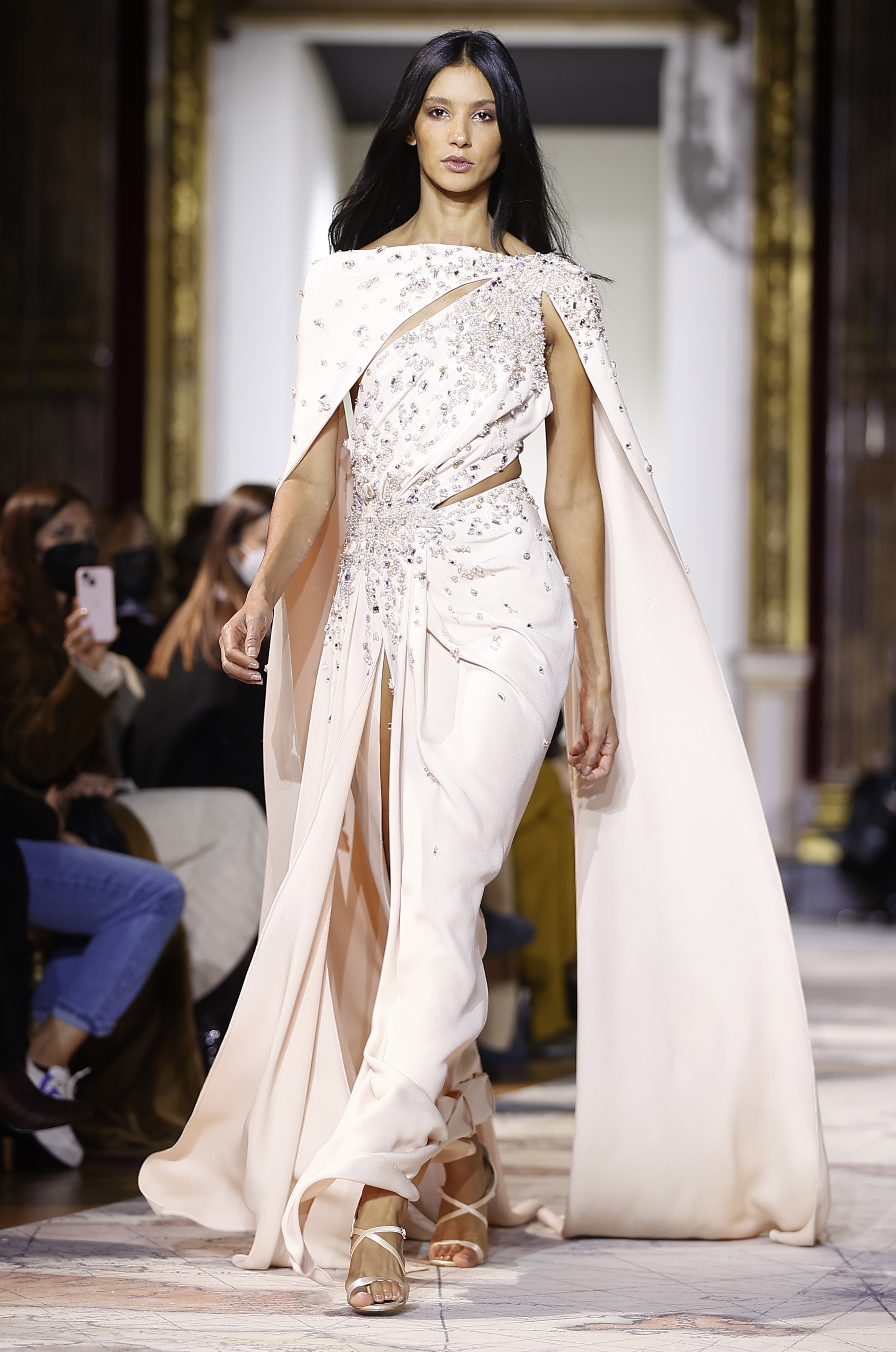 巴黎时装周2024高定,巴黎时装周2022高定