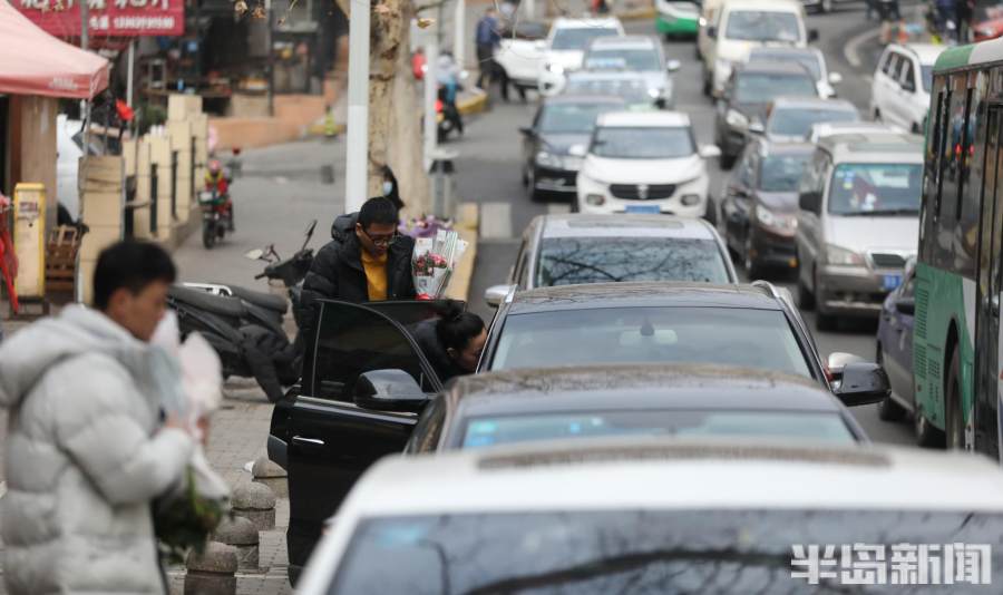 疯狂的玫瑰全集,999朵玫瑰花束多少钱