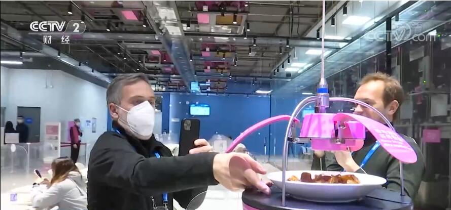冬奥高科技智能餐厅惊呆老外,冬奥智能餐厅