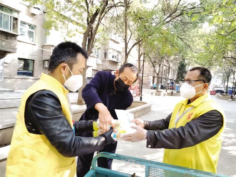 七里河区华林路西园街道疫情情况,织密疫情防护网筑牢群众健康屏障