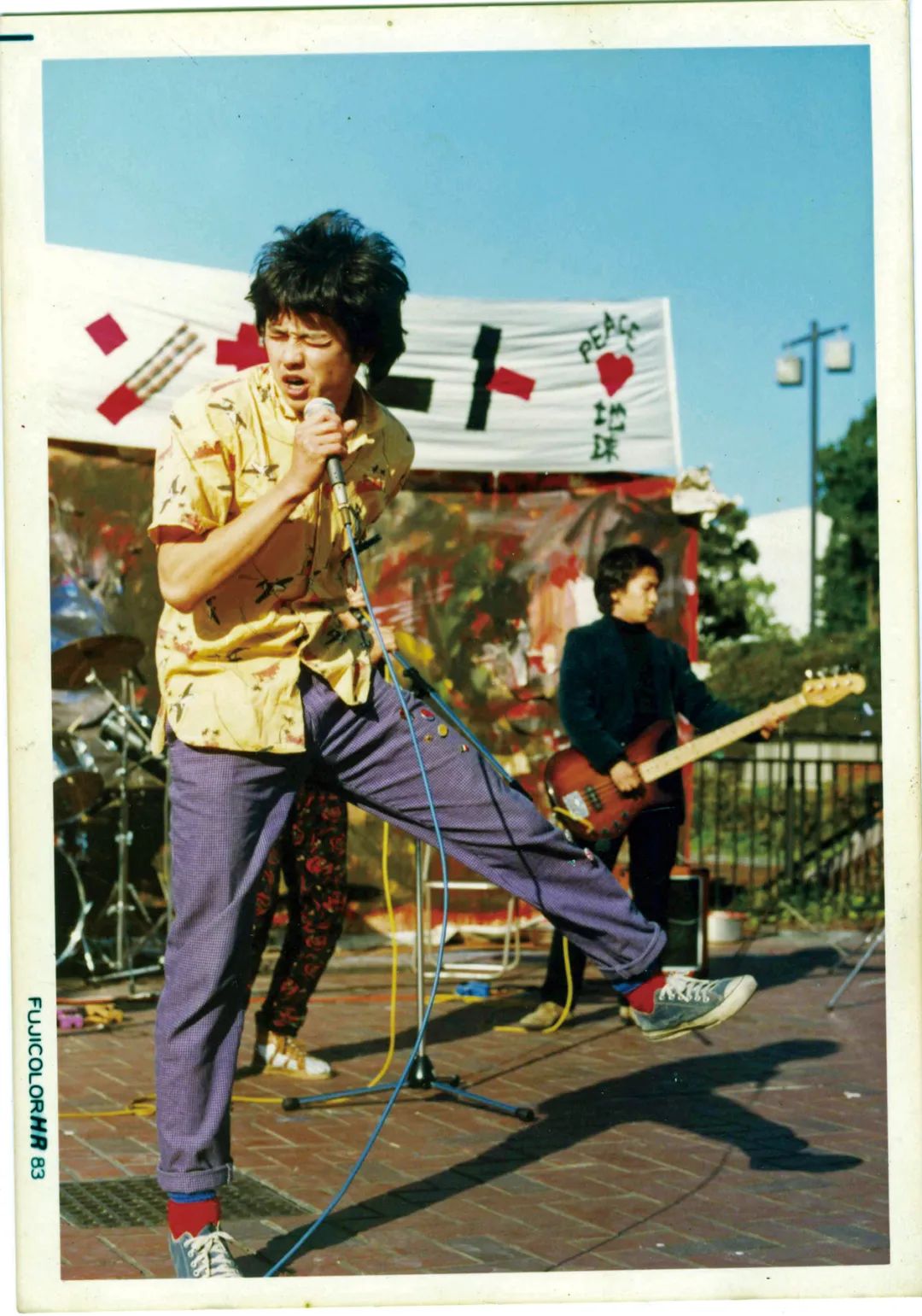 奈良美智情绪表达,奈良美智眯眯眼