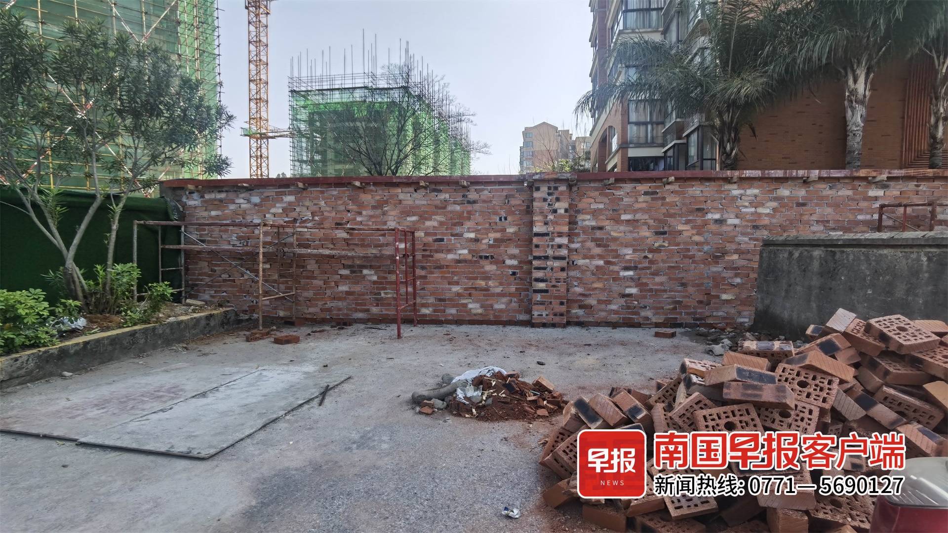 租的房子大门被锁,租的房子有被封起来的门