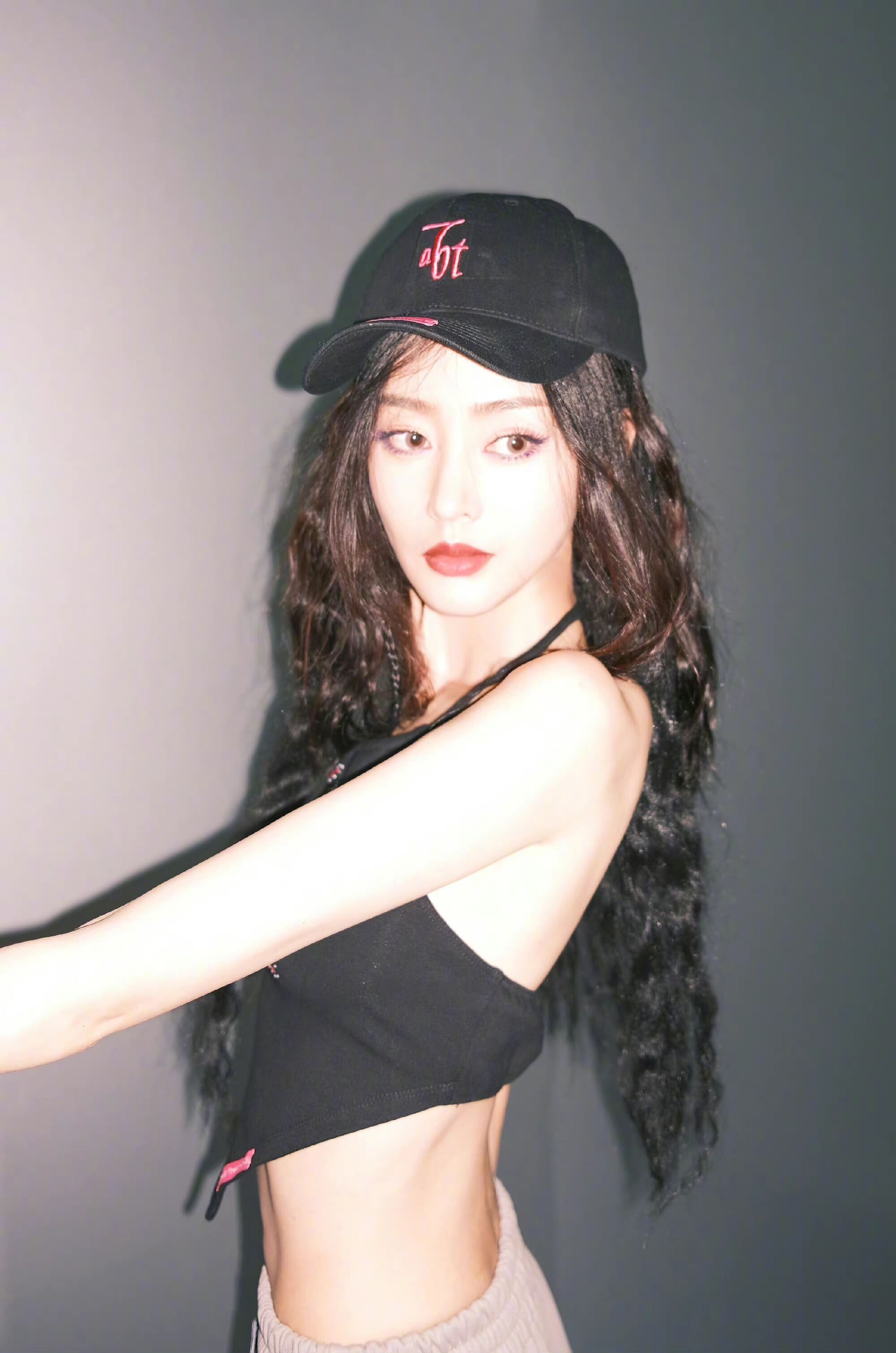 蒋欣与董洁,蒋欣瘦成杨幂