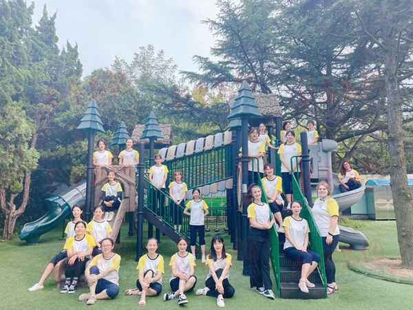 楂樿川閲忕殑鍥湰鏁欏鐮斾慨娲诲姩,浼樿川鍥湰璇剧▼