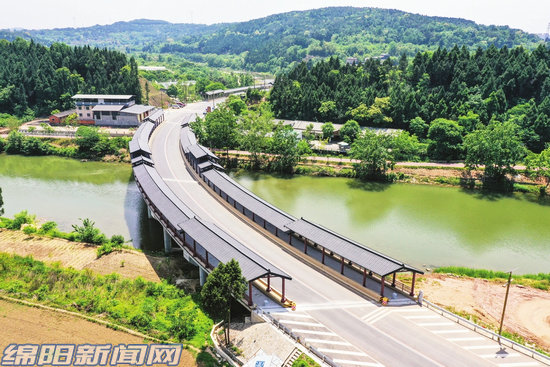 交通局开展道路运输安全治理行动,绵阳游仙区交通运输管理局