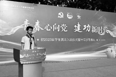 如何规划初中学习，做到全面发展？合理安排时间学会专注和高效