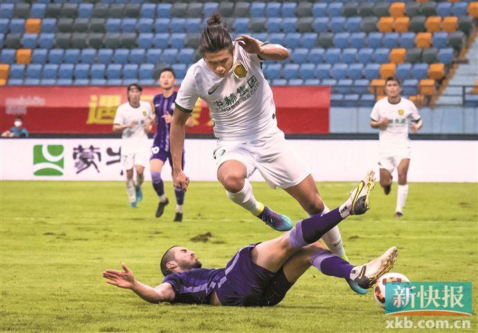 足球第二阶段中超,中超金元足球哪一年