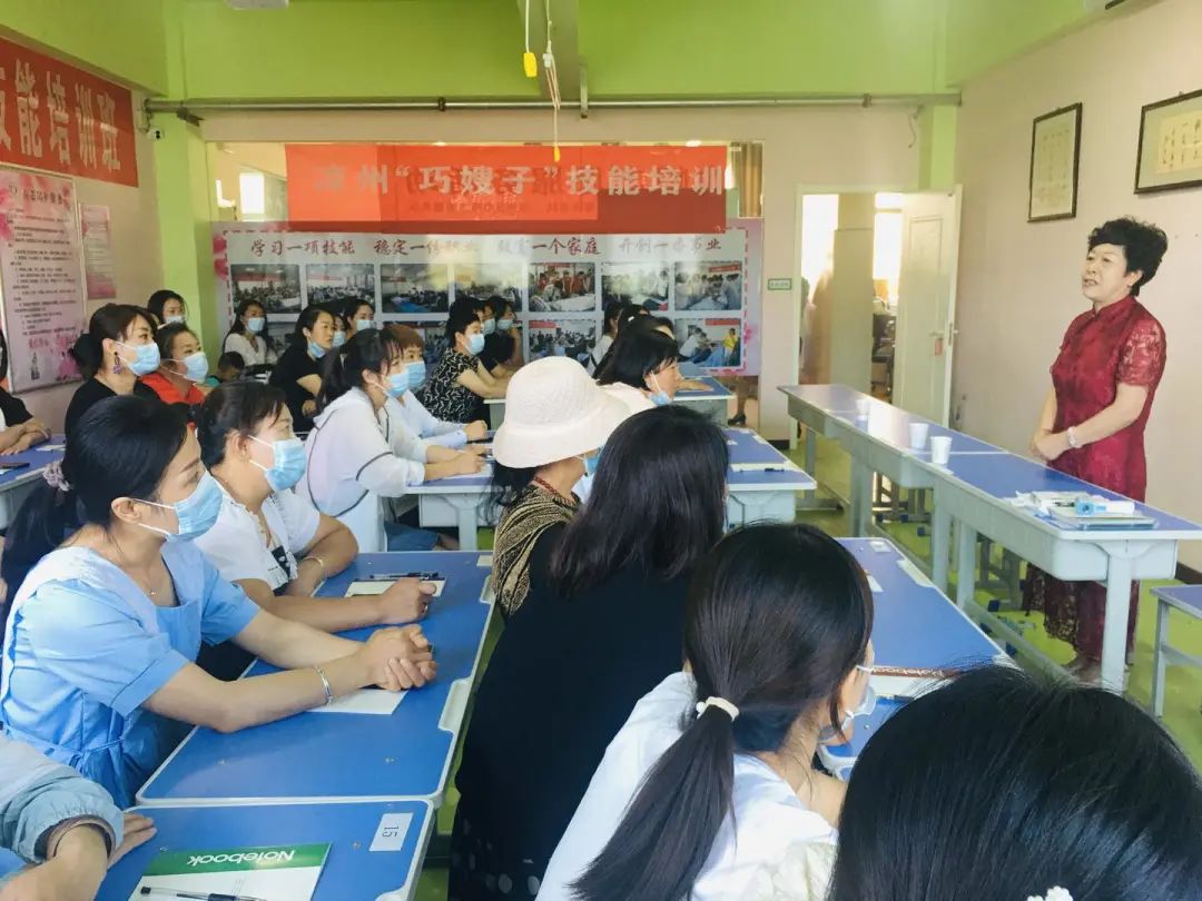 “凉州巧嫂子”为妇女居家灵活就业开辟新路子