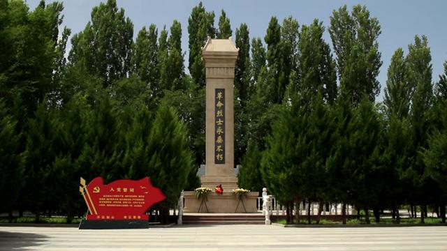 发挥专业特长，上大*疆新**学子拍摄纪录片记录兵团动人往事