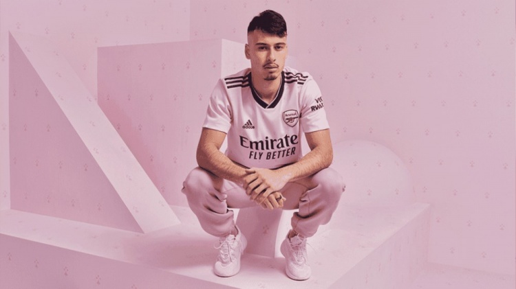 阿森纳最新版球衣,最好看的阿森纳球衣