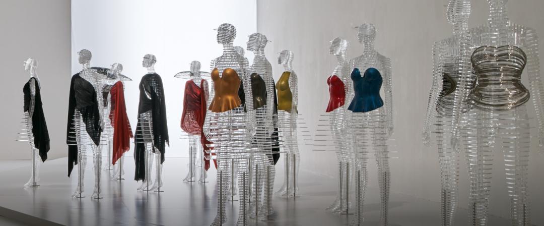 三宅一生临终时一段话,三宅一生最经典的是什么