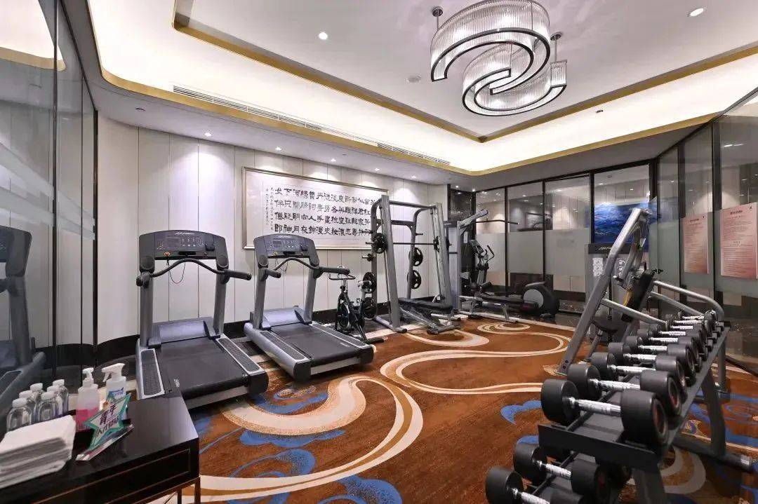 免费住宿5天4晚,免费吃住14天