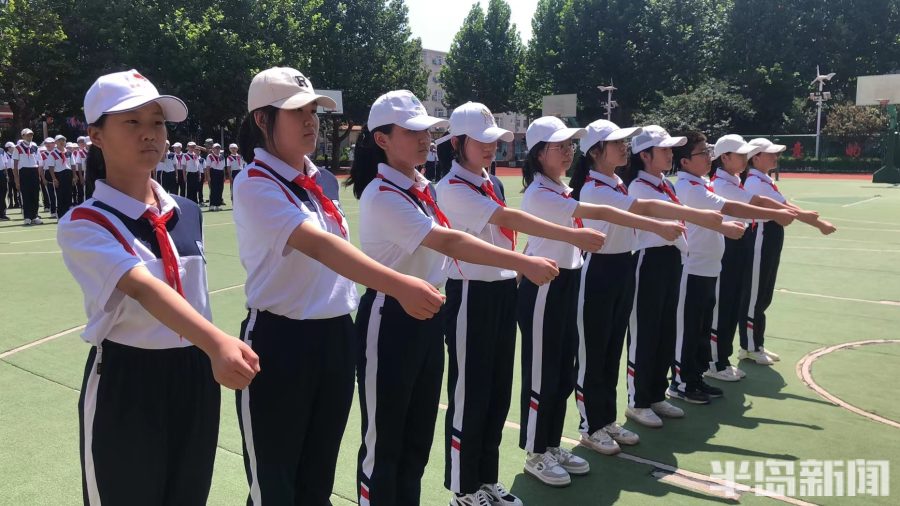 大带小帮扶、讲航天故事、聊家乡变化……有一种快乐叫“开学第一天”