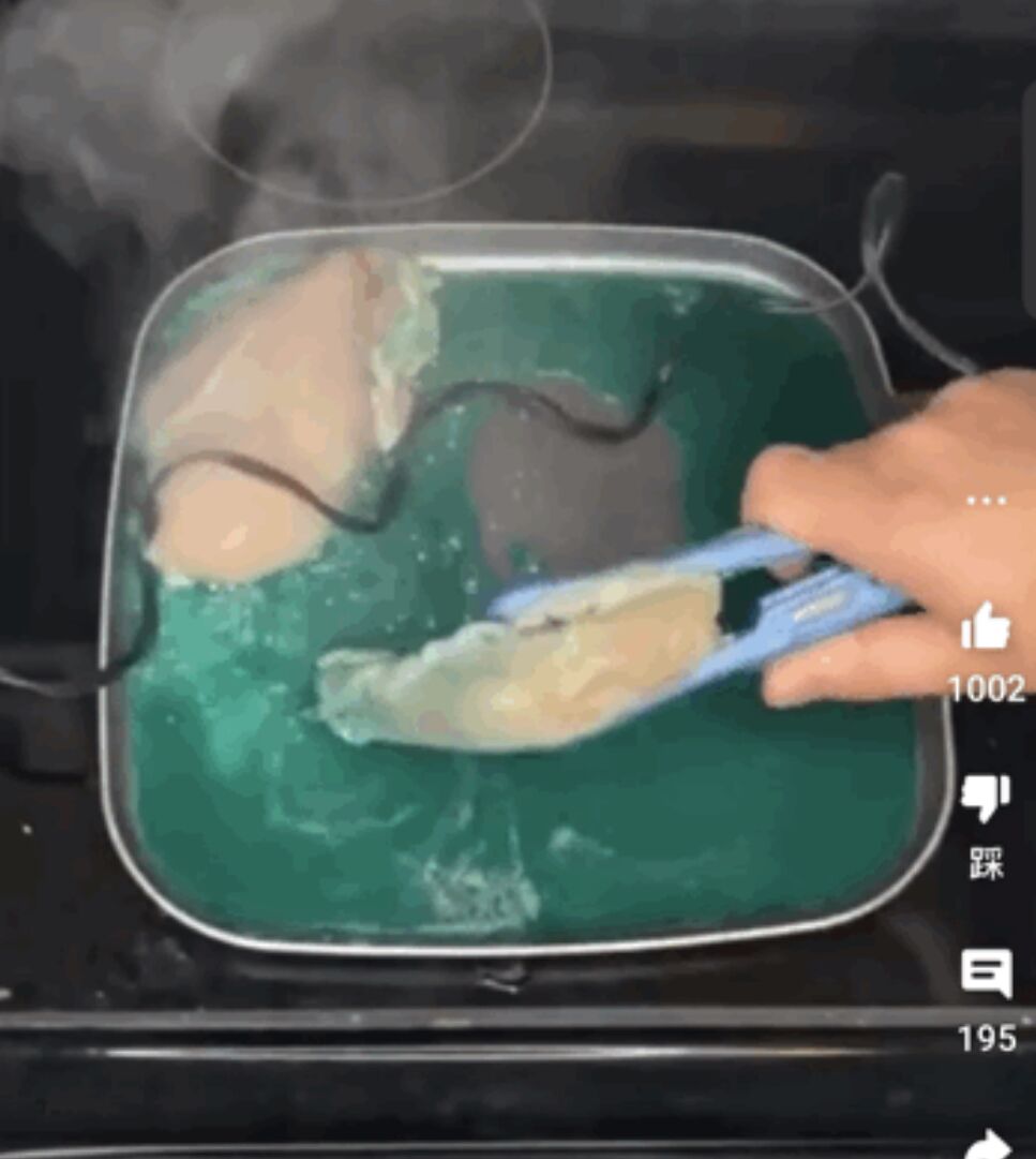 感冒药炖鸡引网络模仿，专家：当心造成肝损害