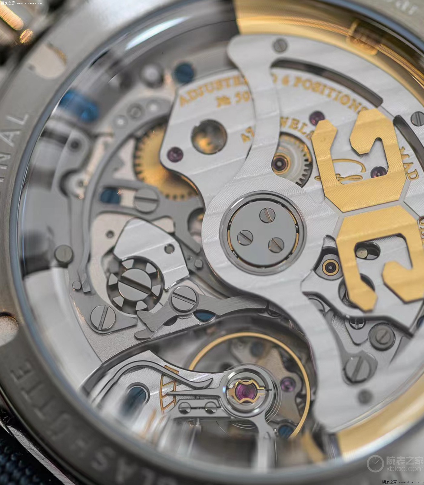 国产水鬼潜水表v5与1032有什么区别,能和海马300劳力士水鬼比的潜水表