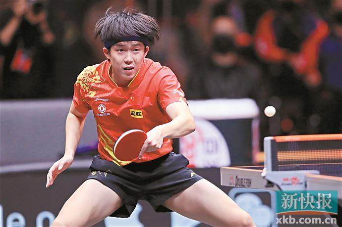 王楚钦一天夺两冠,王楚钦华丽转身