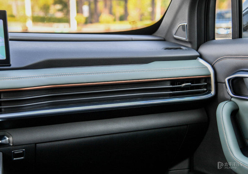 豪越l2024款值不值得买五座,豪越l7座顶配最大优惠价格