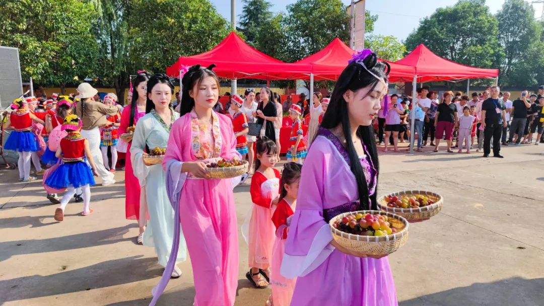 鹰城牛郎织女,鹰城牛郎织女相会