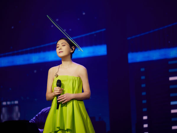 刘若英成全泪崩现场版,刘若英演唱会谈个人经历