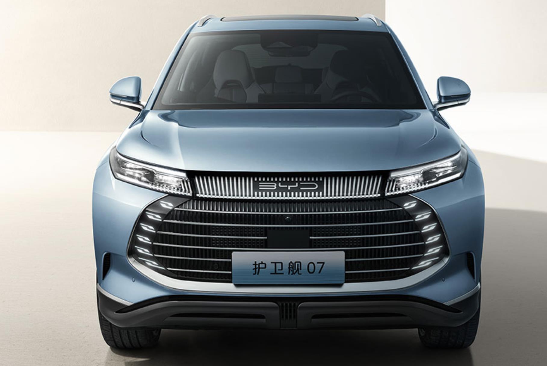 护卫舰07与唐dmi冠军版怎么选,比亚迪护卫舰07油电混动版怎么选