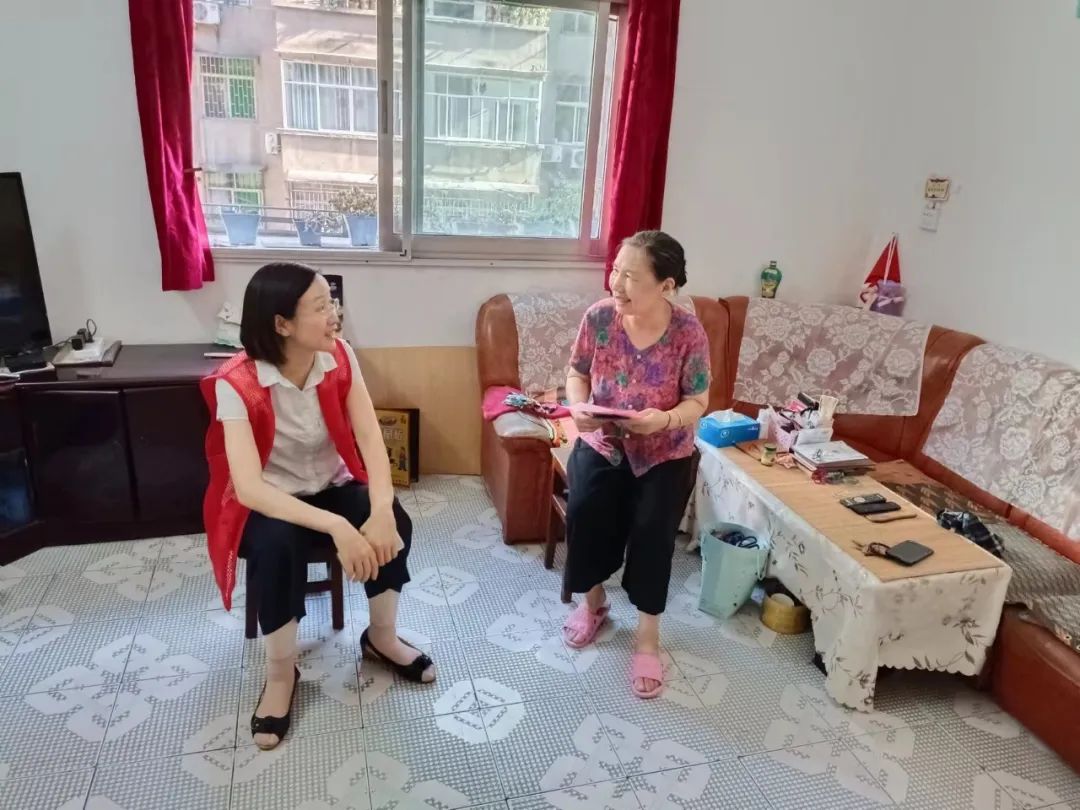 美好鄂城共同缔造｜42户顶楼“水帘洞”顽疾根治了