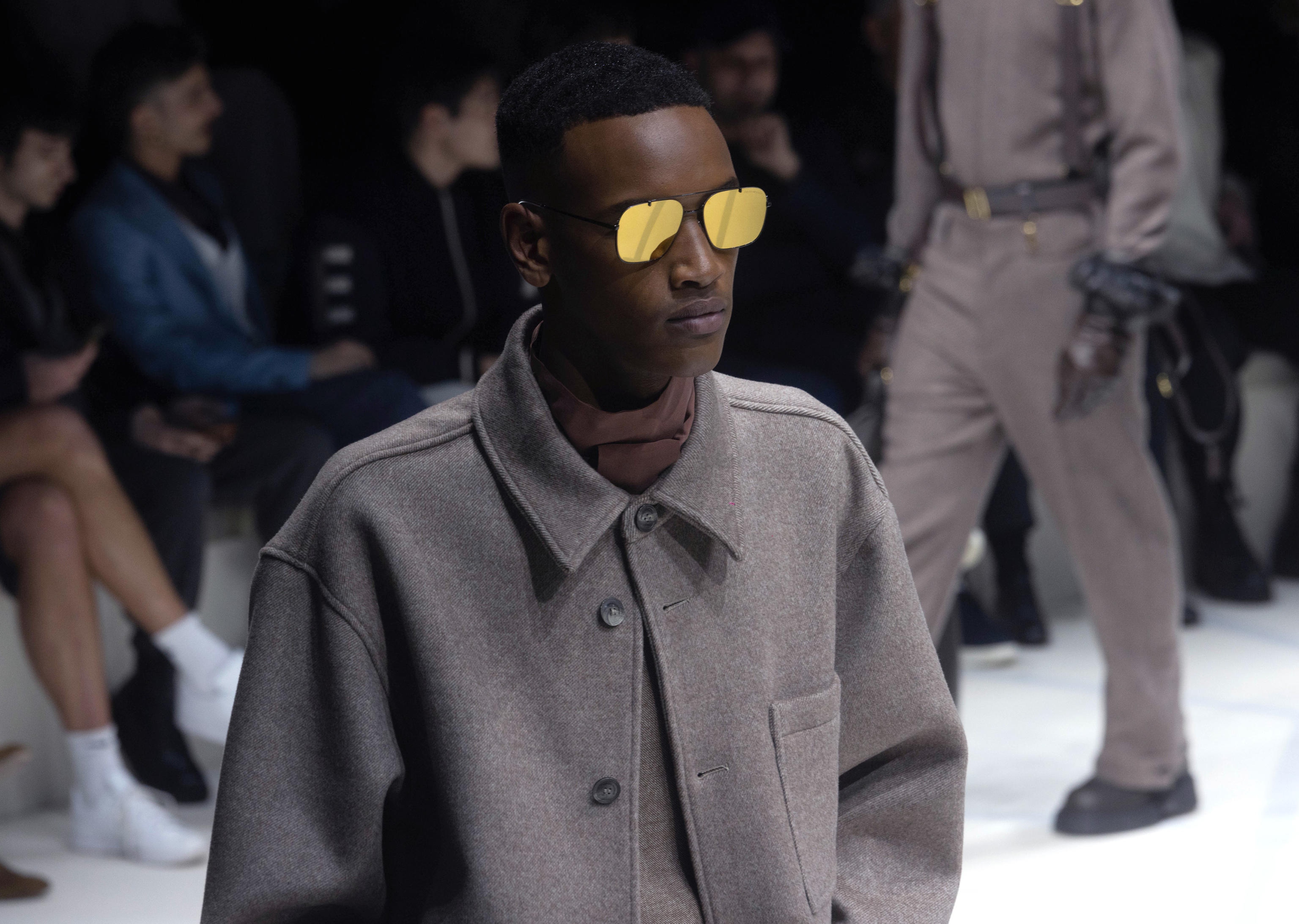 外代二线泰国时装周掠影,米兰男装周菲拉格慕品牌时装秀