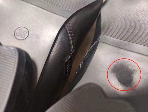 西安女子网购遇店家神操作,36码鞋涂成38码卖,淘宝多位客服介入难解决