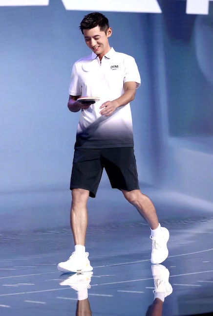 张继科安踏10周年,张继科安踏