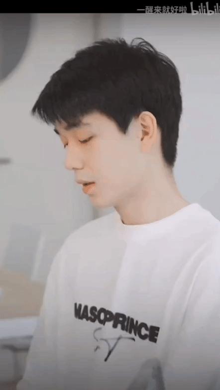 少年感拉满!内娱新鲜宝藏小生大盘点,这就是养成系的快乐?