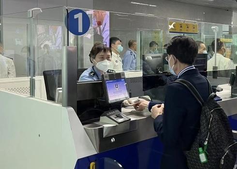 广州市到香港一日游攻略,从广州南去香港如何通关最新